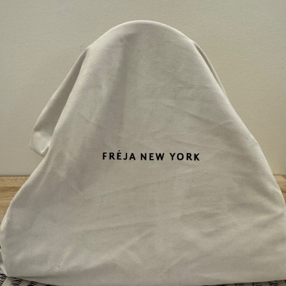 Freja Mercer Bag - Oat - Picture 4 of 9